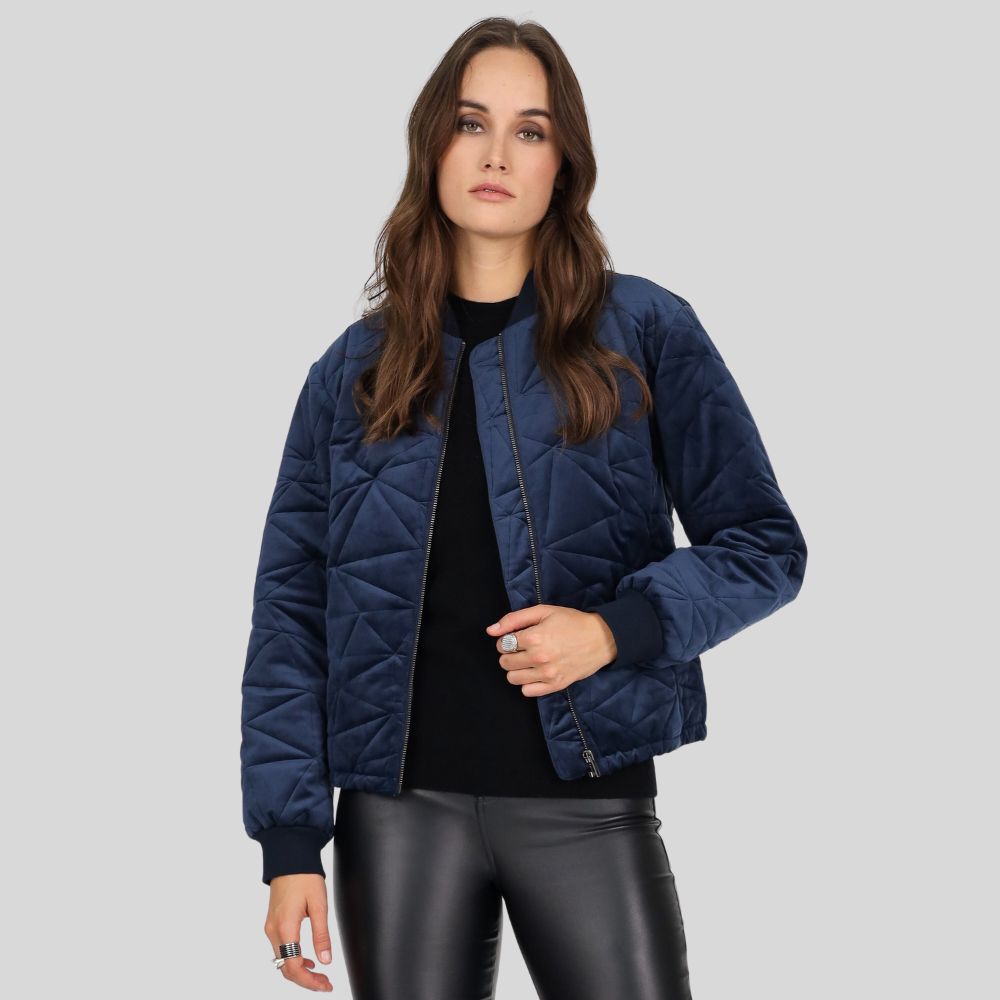 Classic Bomber Womens Leather Jacket – Perfect for All Seasons